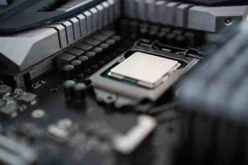 Overclocking Intel Core2Duo platform