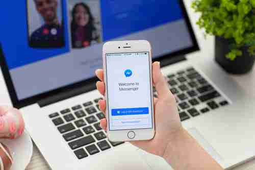 How to Use Facebook Messenger on Your Phone